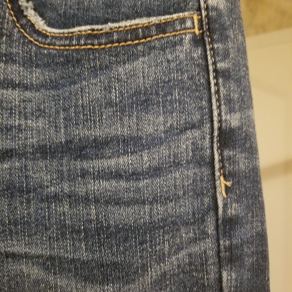 NWT size 2, 26 w American Eagle high rise blue jean - Picture 4 of 8